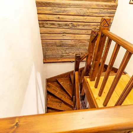 Barn / Csur Vendeghaz * Delnita (Transylvania)