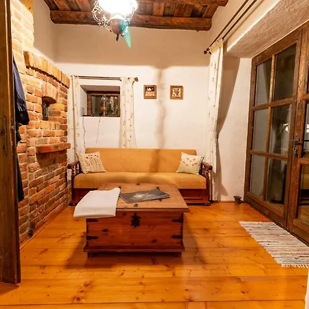 Guest house Barn / Csur Vendeghaz Delnita (Transylvania)
